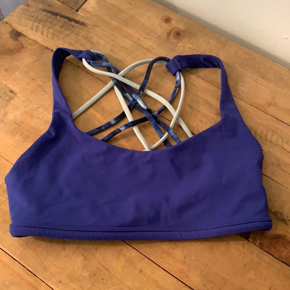 lululemon Blue Strappy Sports Bra - Size 2